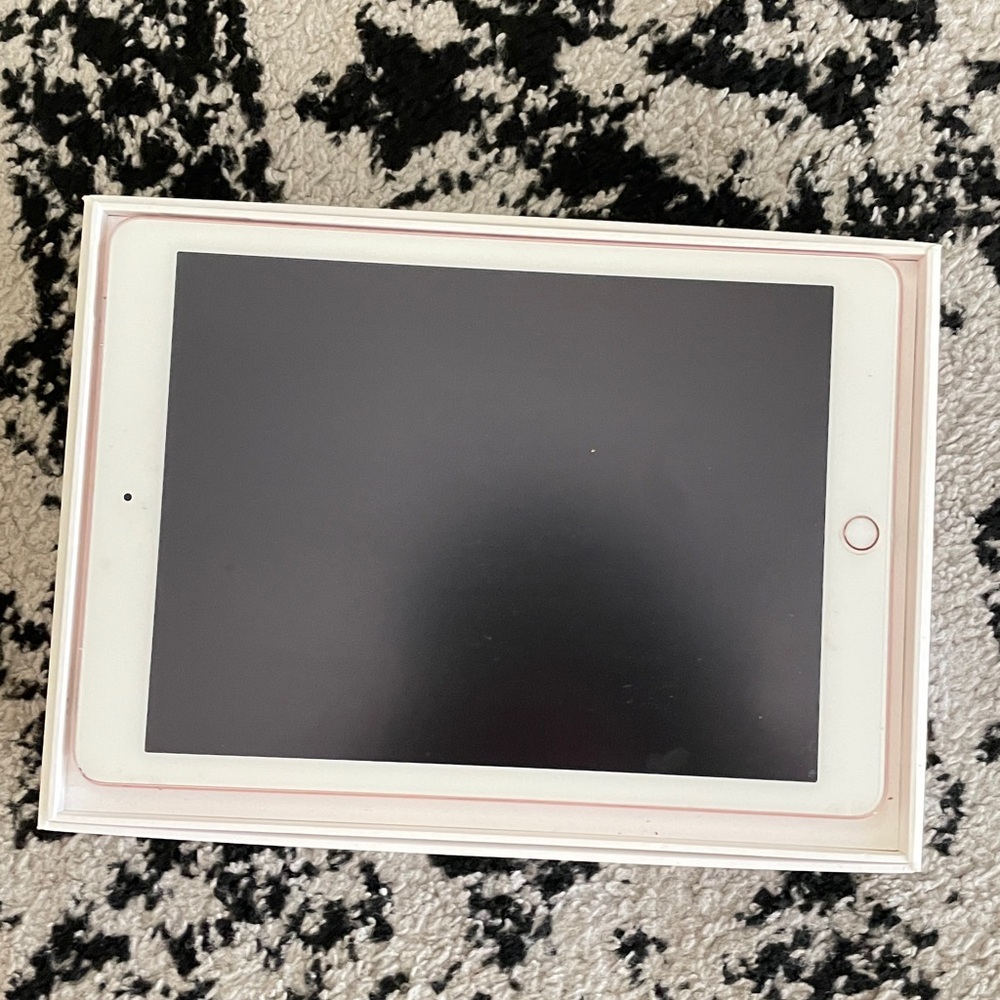 Apple ipad - Picture 4 of 6
